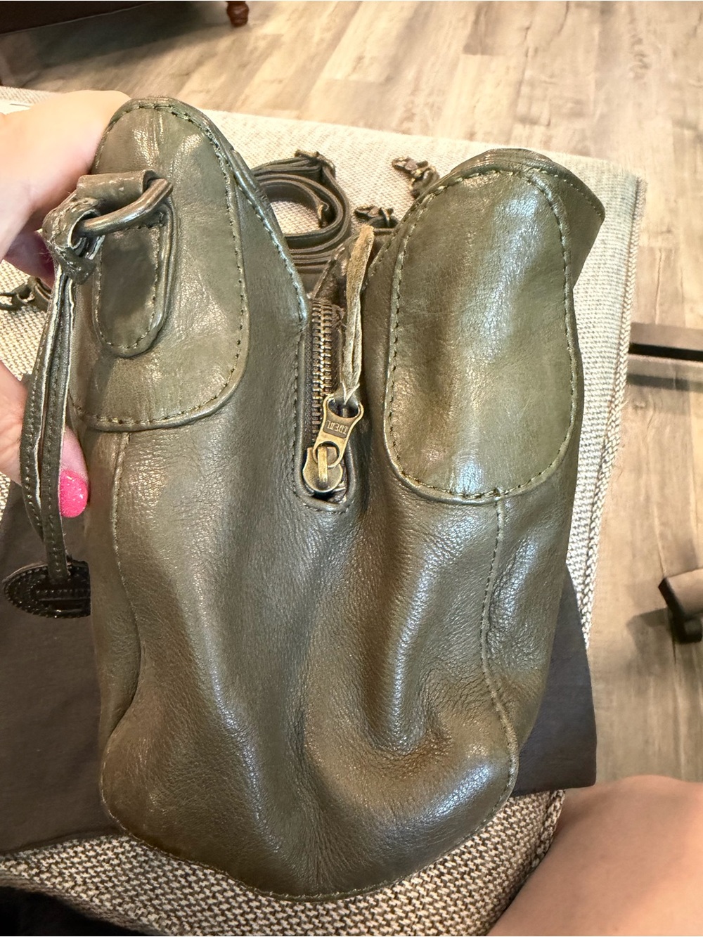 Wanderers Olive Crossbody Set - Picture 3 of 12